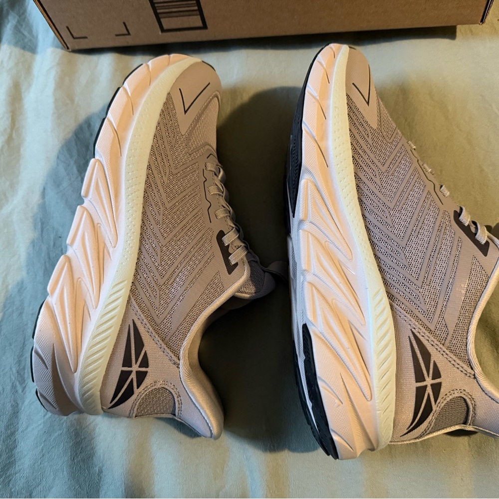 ALLSWIFT Women's Slip On Walking Shoes Grey Size: 7 NWT - Picture 10 of 12